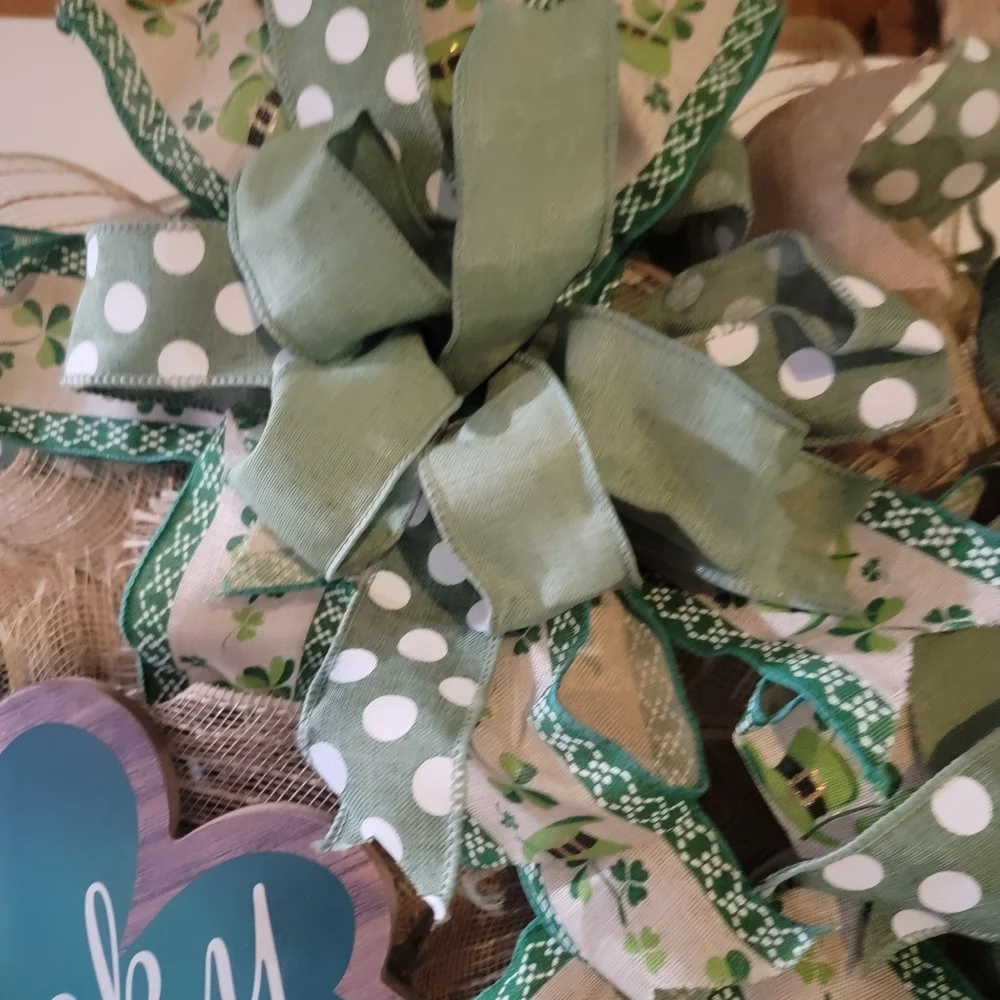 Green and Cream Holiday Wreath
